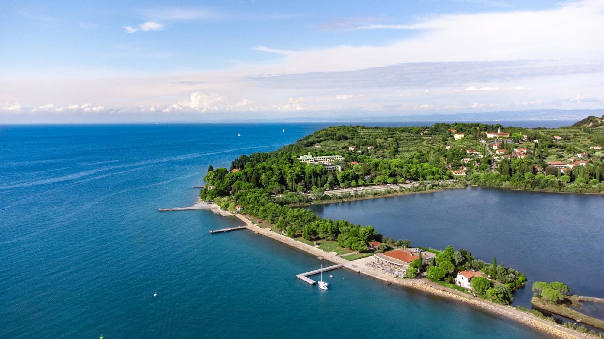 Hotel Svoboda - Terme Krka Strunjan Zewnętrze zdjęcie